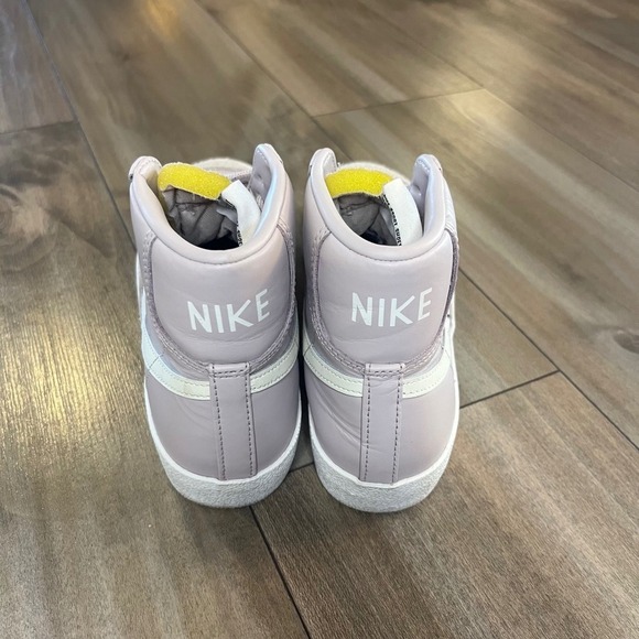 Nike Blazer Mid Premium Sneakers Lilac White Women's US 7.5 EUR 38.5 - Picture 4 of 8